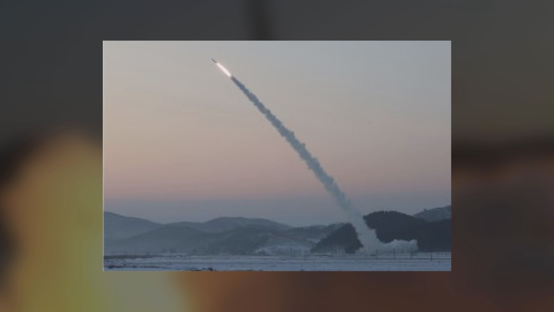 北韓一連兩天試射四支超大型火箭炮　金正恩要求倍增核彈數量