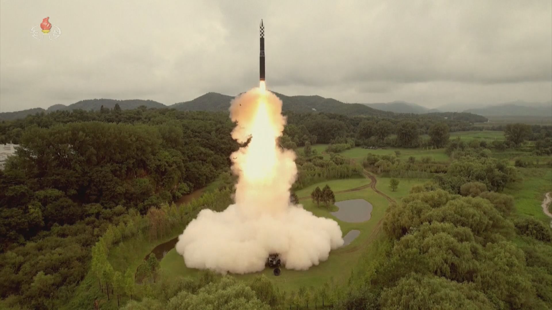 北韓稱昨天試射「火星-18」型洲際彈道導彈 精準落入預計目標地點
