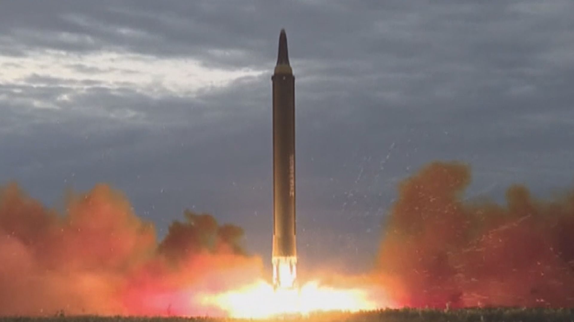 南韓及日本指北韓向東部海域發射彈道導彈
