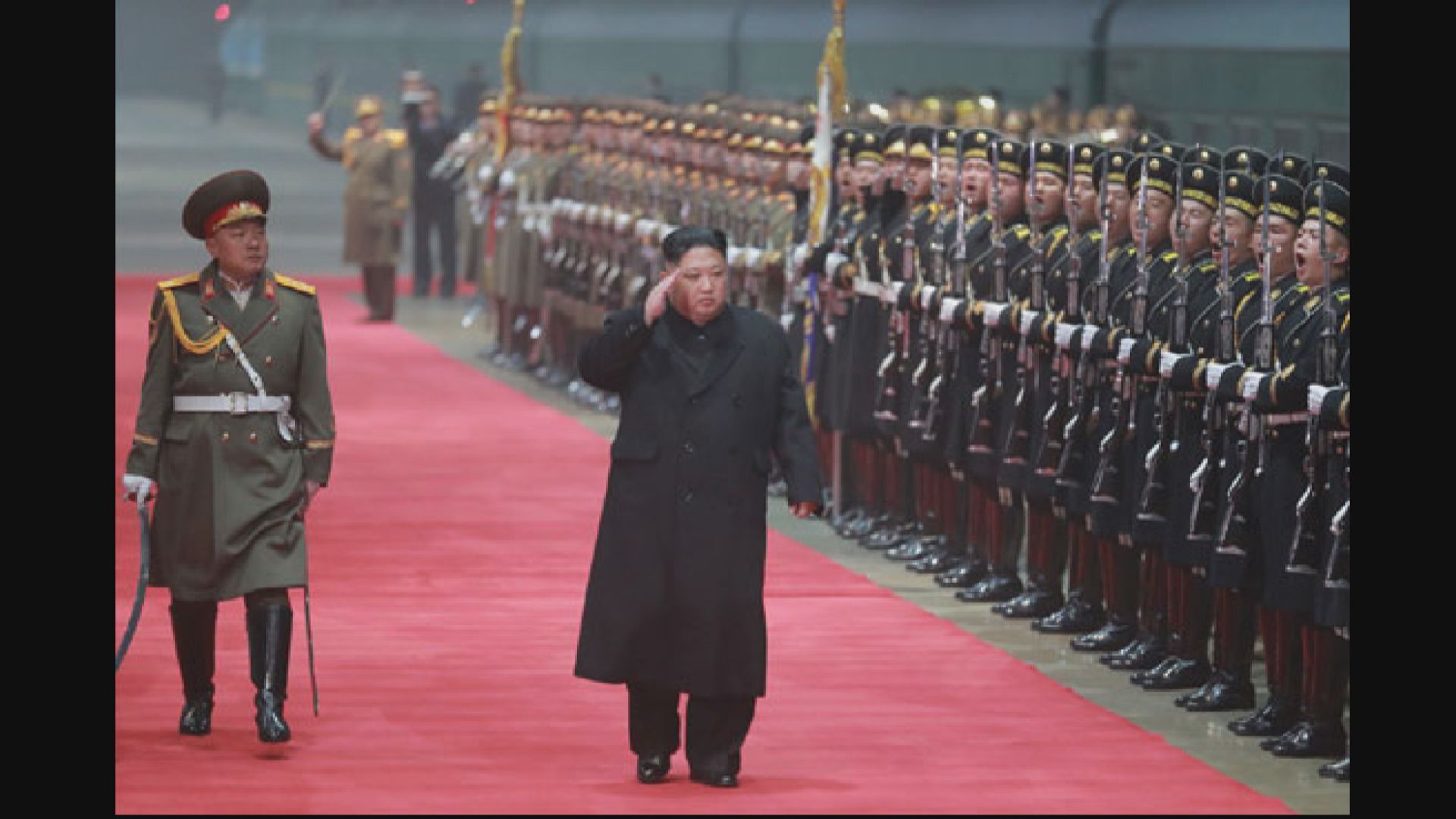 北韓領袖金正恩凌晨返抵平壤