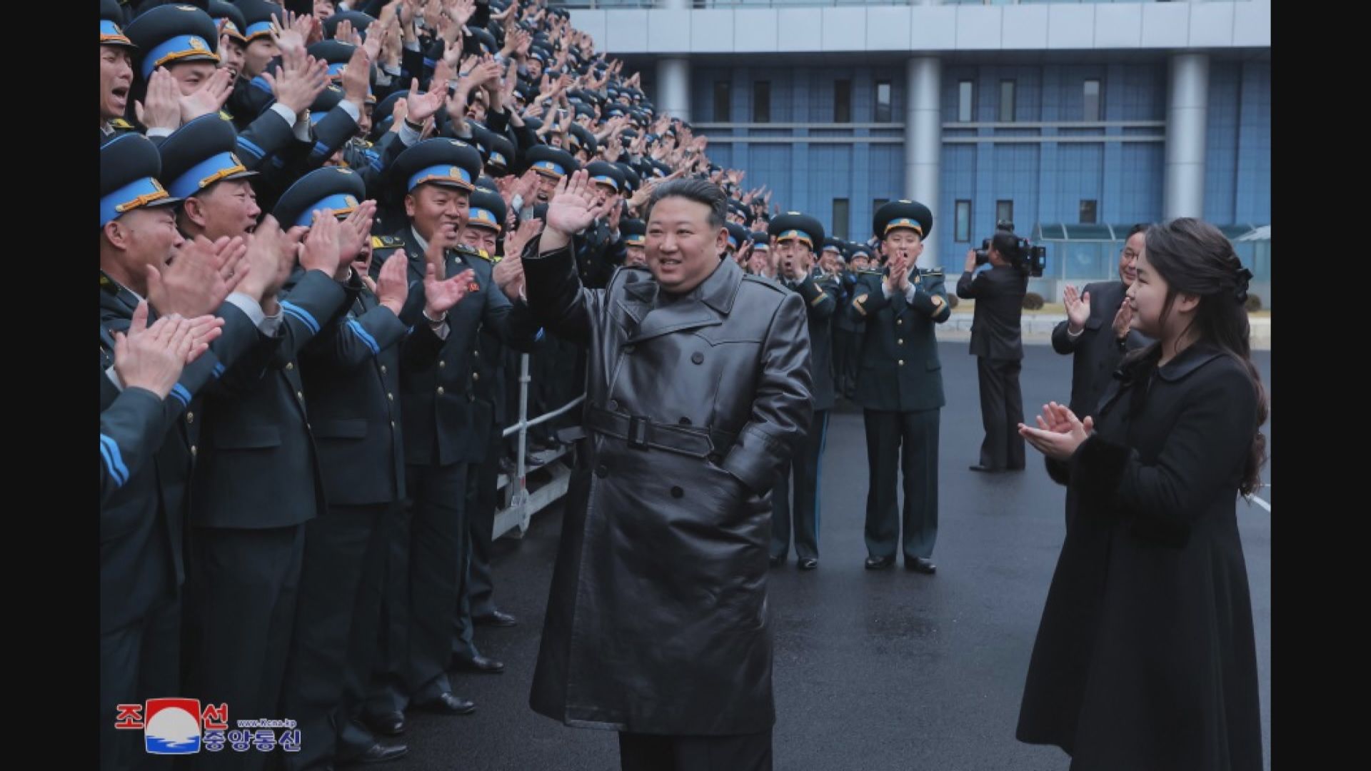 北韓萬里鏡-1號衛星成功升空 金正恩表揚相關人員