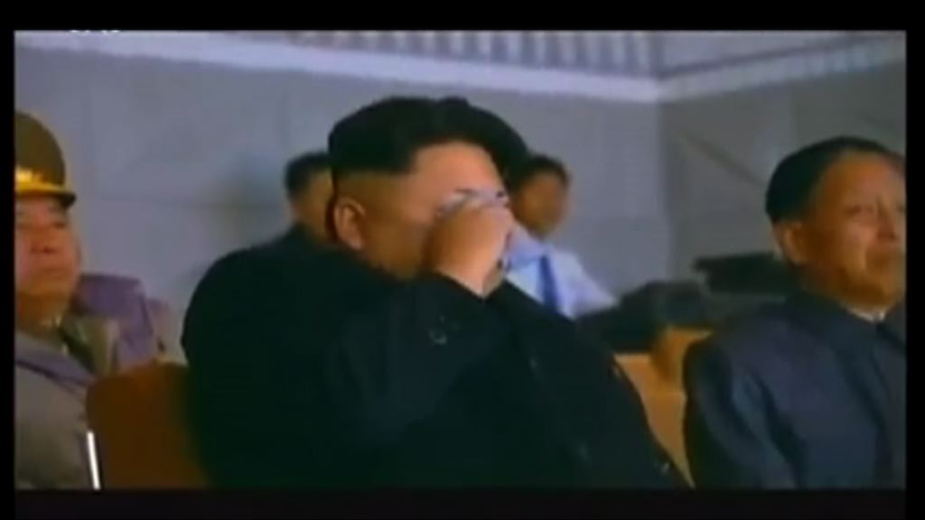 日媒：金正恩在宣傳片落淚爭取支持棄核
