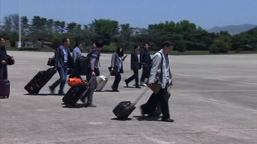 南韓記者抵達北韓採訪關閉核試場
