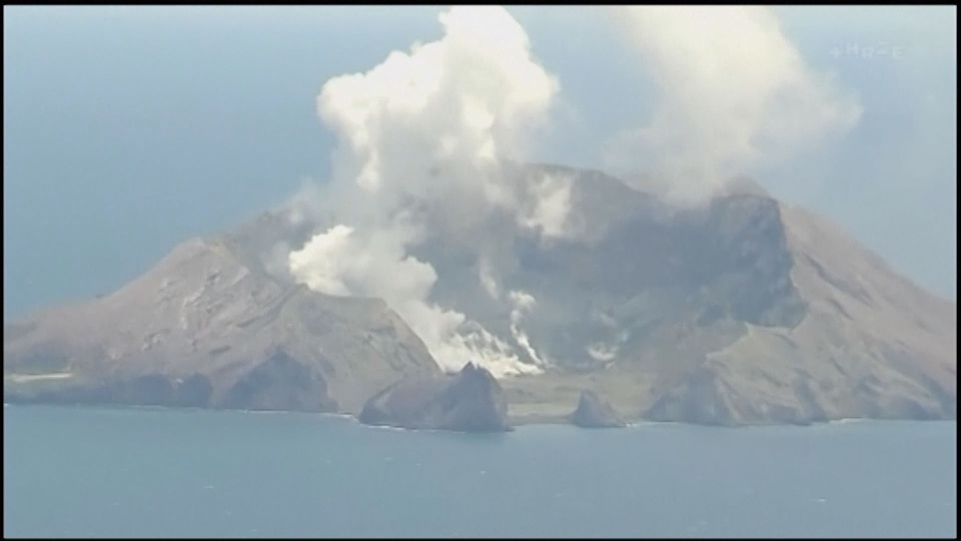 新西蘭懷特島火山爆發仍有兩人遺體未尋回