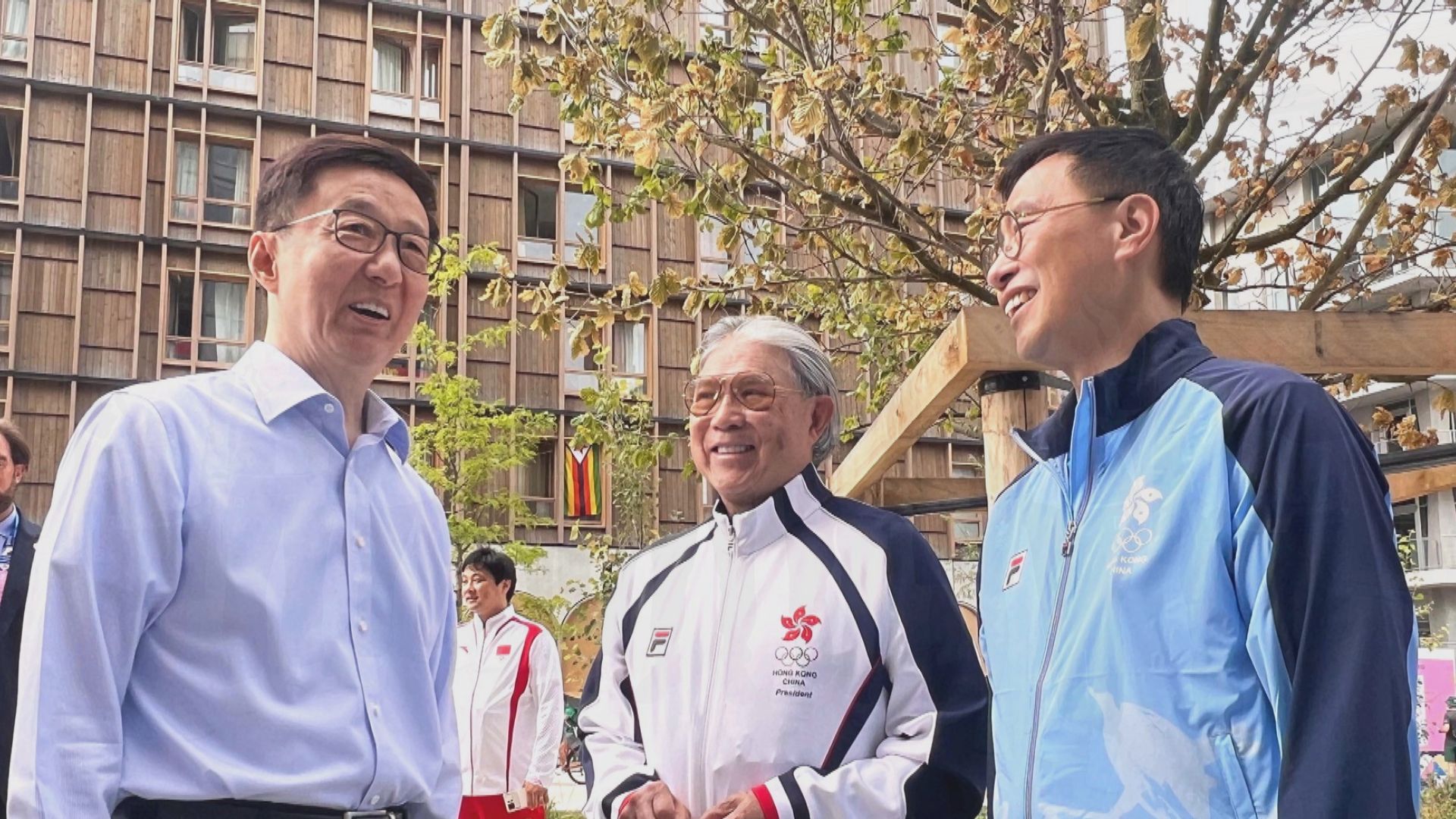 楊潤雄在奧運選手村和韓正短暫交流