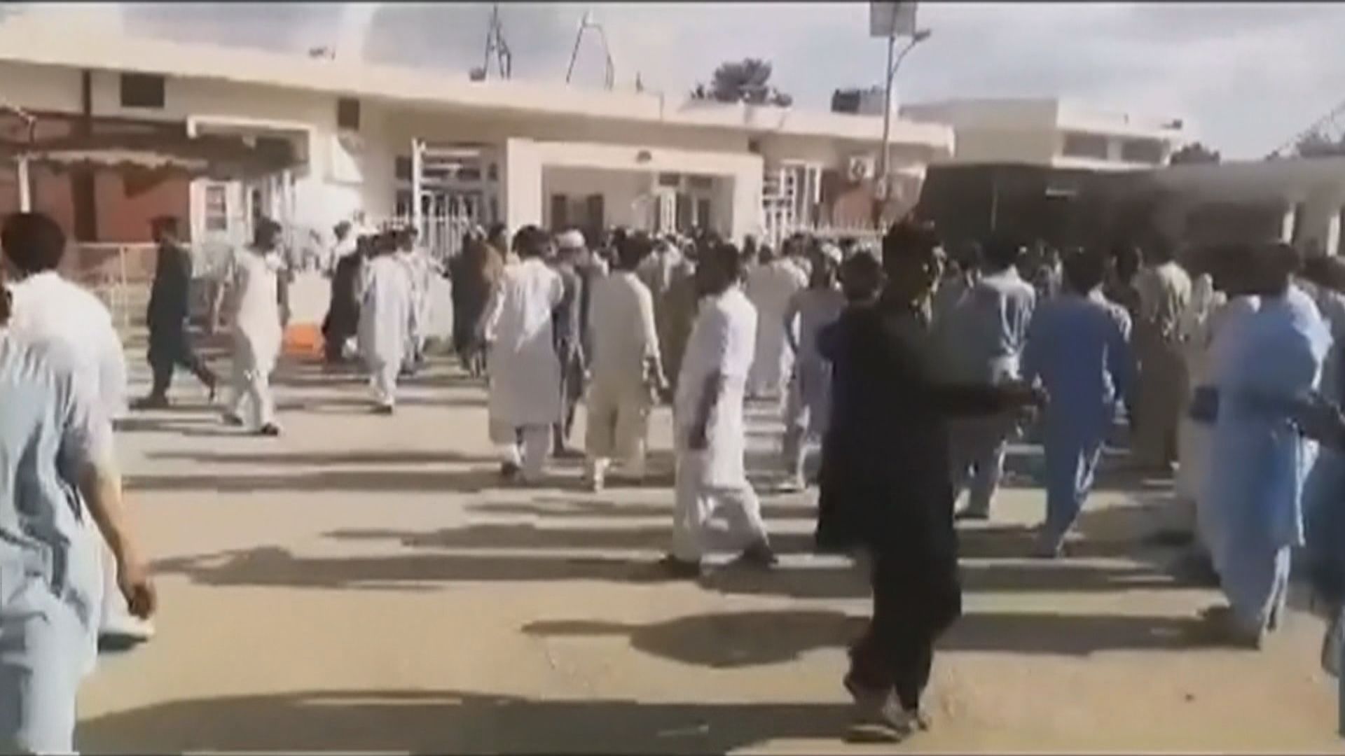 巴基斯坦北部政黨集會遭炸彈襲擊 逾二百人死傷