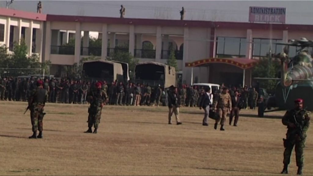 巴基斯坦槍手闖入大學多人死傷
