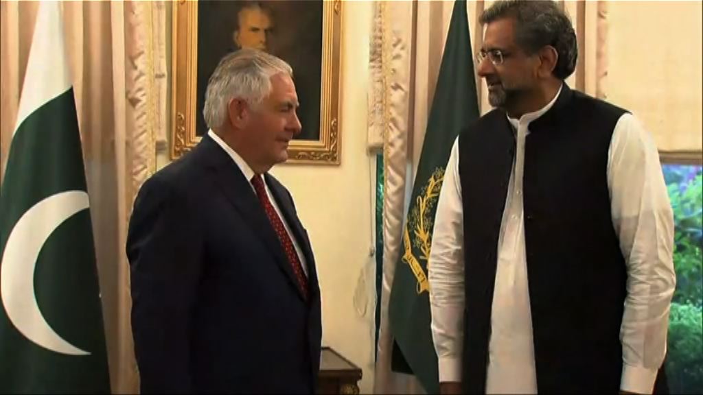 蒂勒森訪問巴基斯坦與總理會面