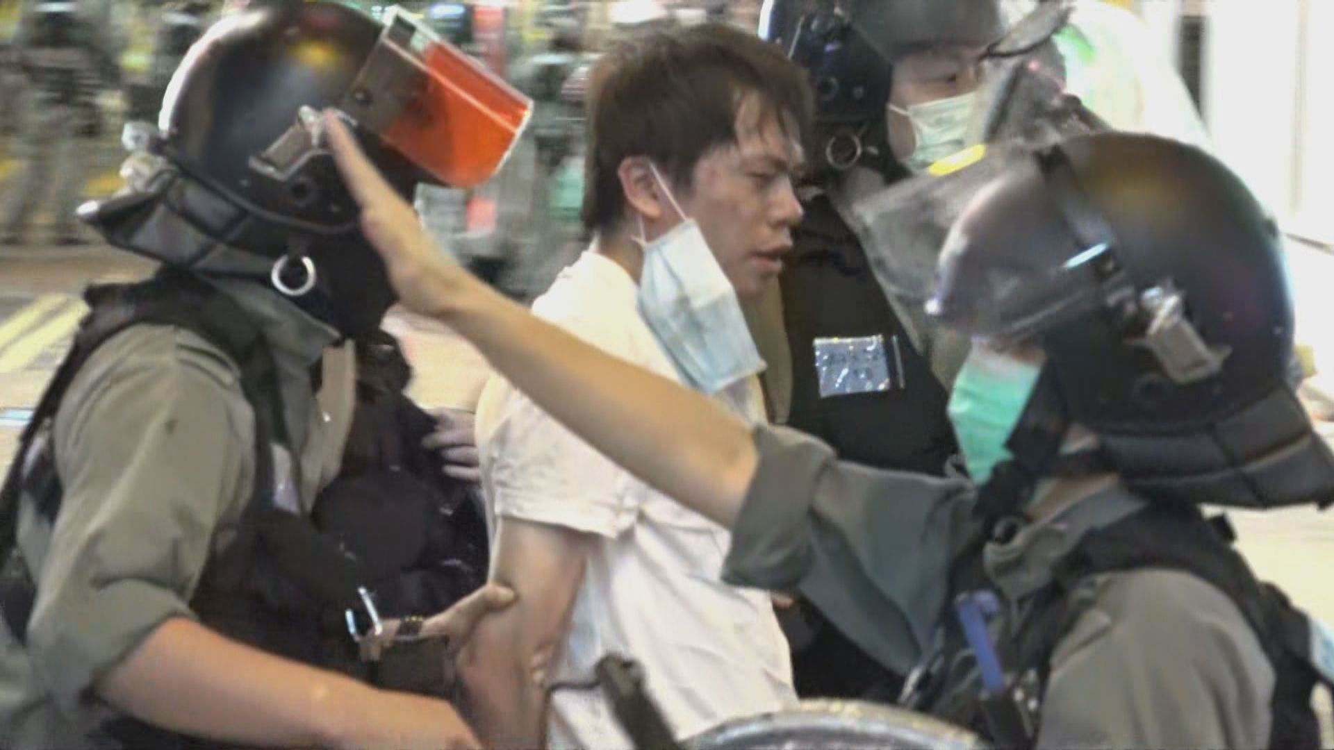 鄺俊宇被捕　警方指他涉嫌公眾地方行為不檢