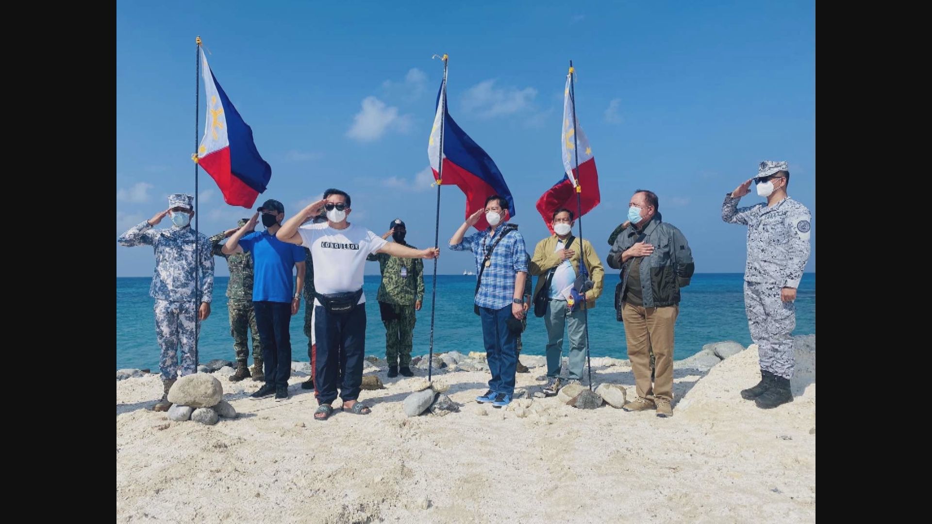 菲律賓總統參選人拉克森登上有主權爭議中業島
