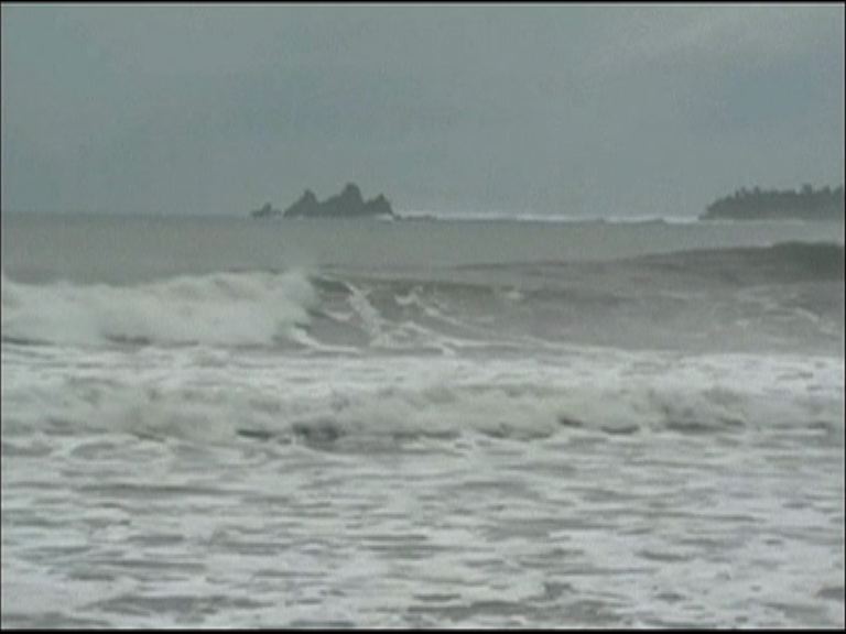 超強颱風巨爵登陸菲律賓呂宋島