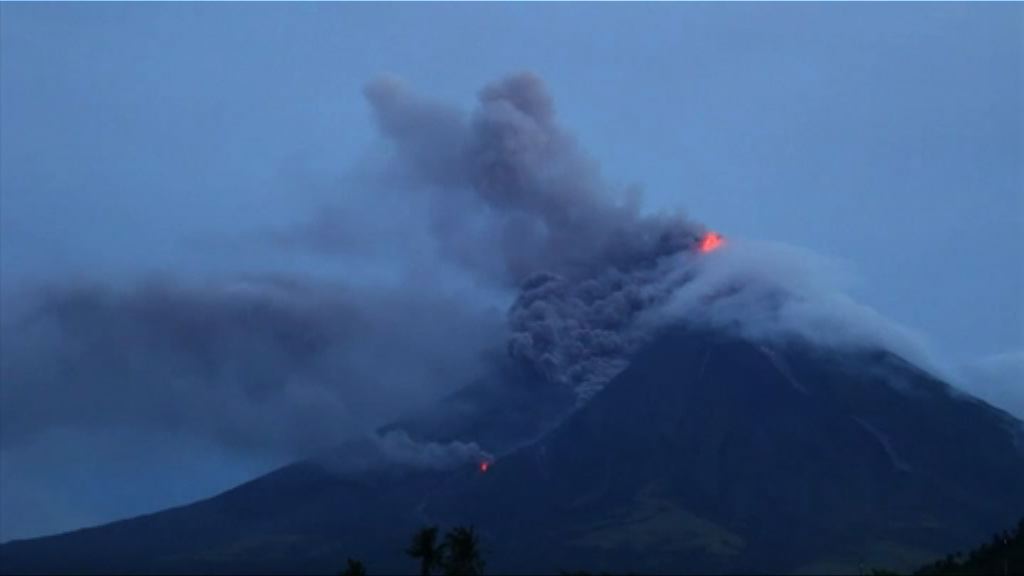 菲馬榮火山噴發　逾三萬人疏散