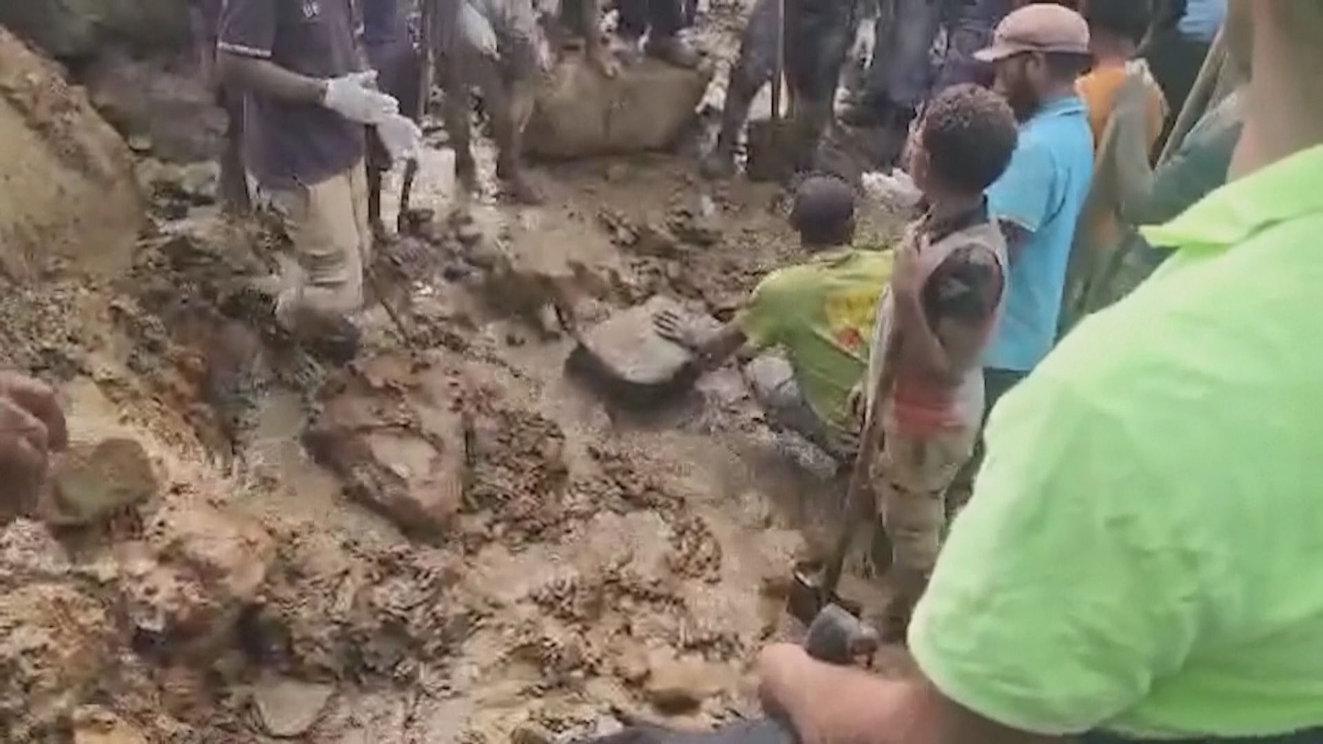 巴新山泥傾瀉逾二千人或被活埋 習近平致以慰問