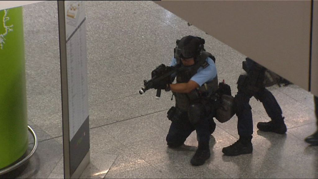 警方在香港站進行反恐演習