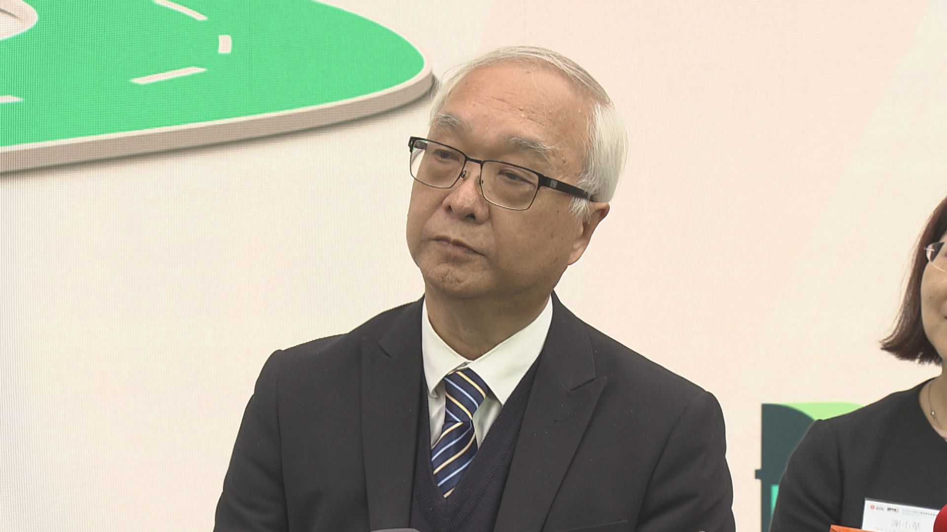 政府暫緩垃圾徵費　謝展寰：市民覺得現階段不想實施