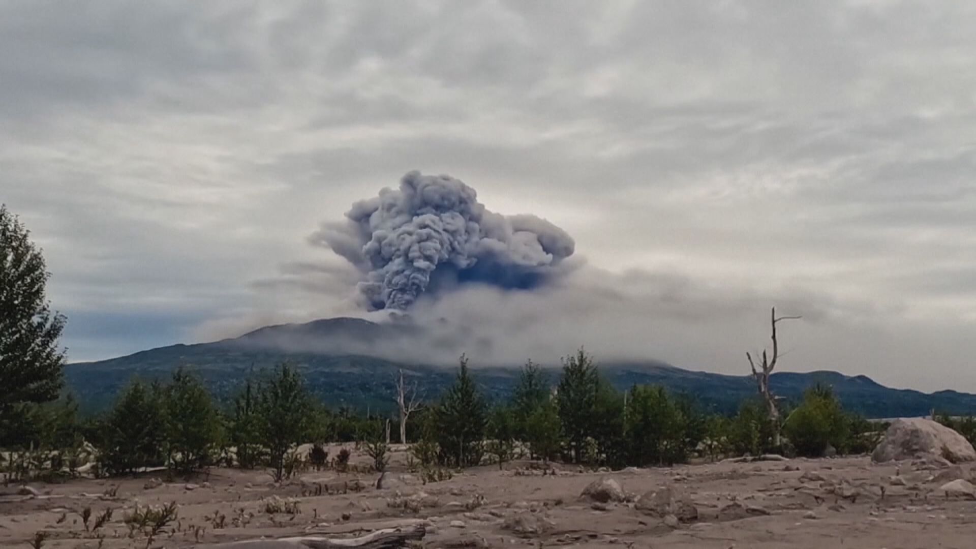 俄羅斯堪察加半島7級地震後有火山噴發