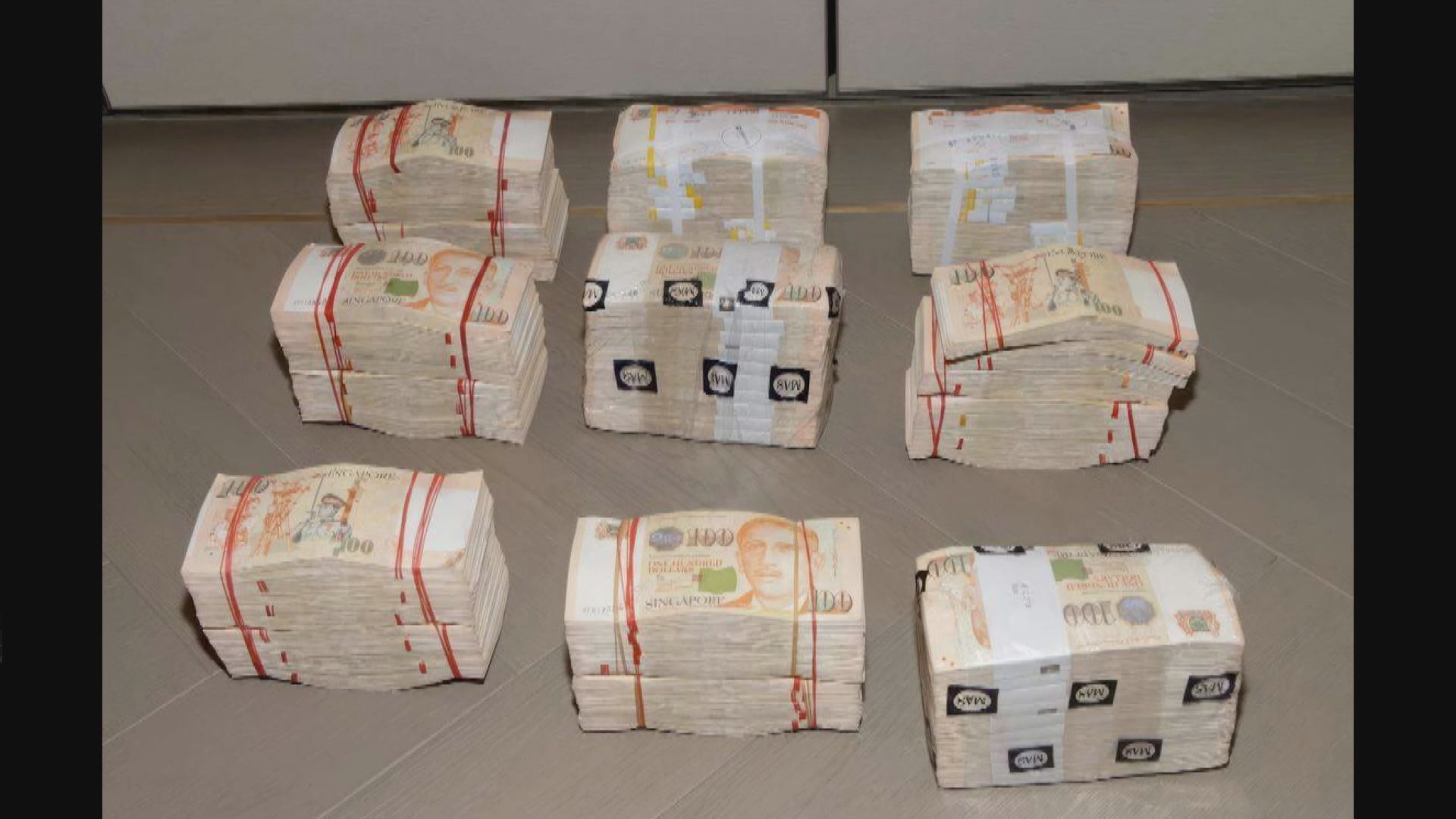 新加坡拘10人涉洗黑錢 金額達10億新加坡元