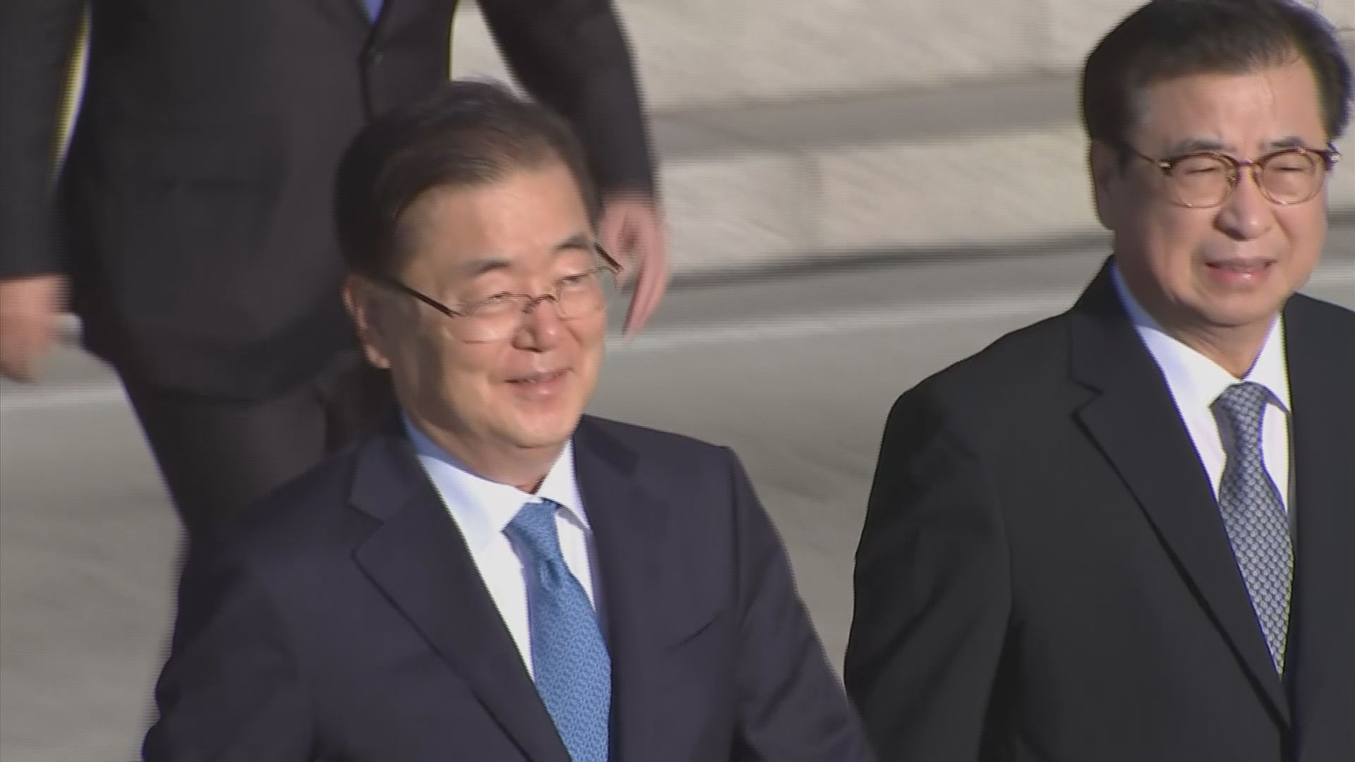 南韓特使團出訪北韓商兩韓峰會安排