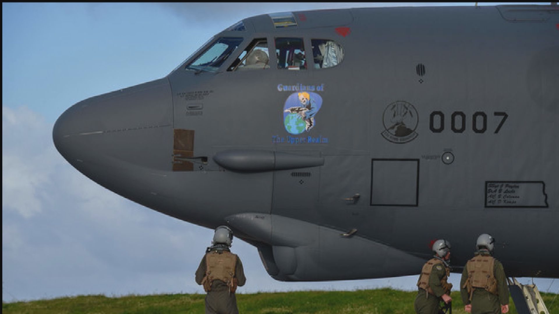 美軍B-52轟炸機朝鮮半島附近演習