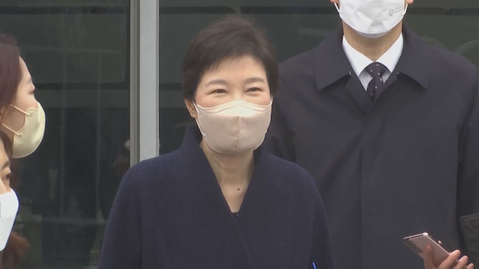 南韓前總統朴槿惠出院　獲特赦後首次公開露面