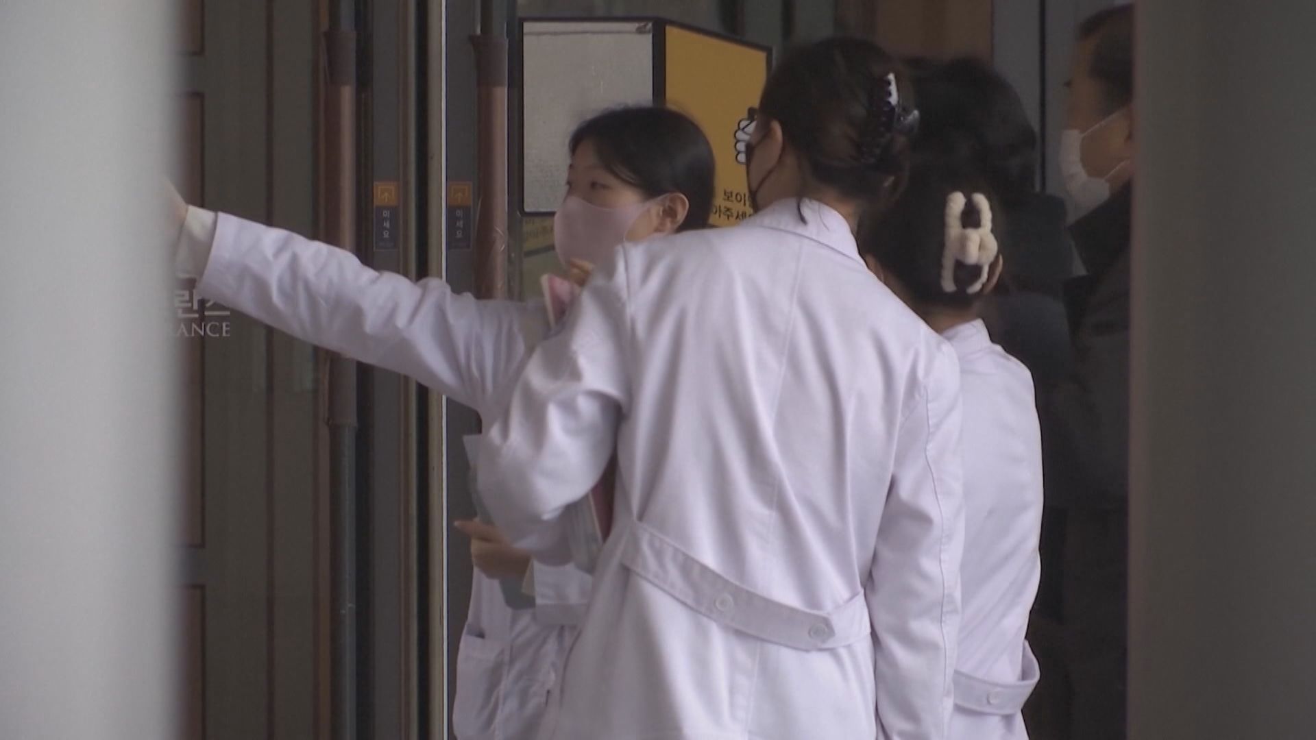 南韓實習醫生工潮持續 首爾五大醫院逾三成手術取消