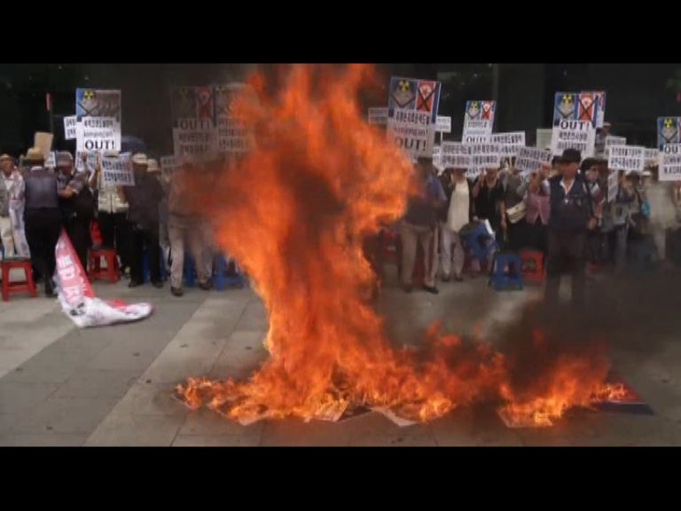 南韓有民眾示威抗議北韓發炮