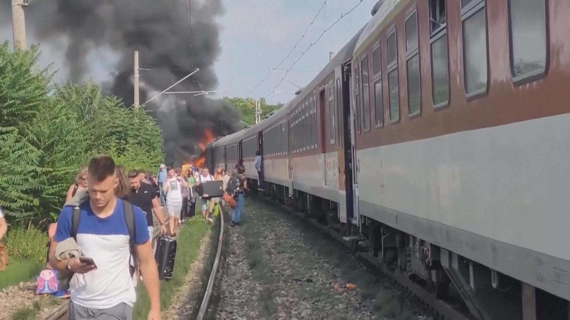 斯洛伐克發生火車巴士相撞意外 至少6死5傷