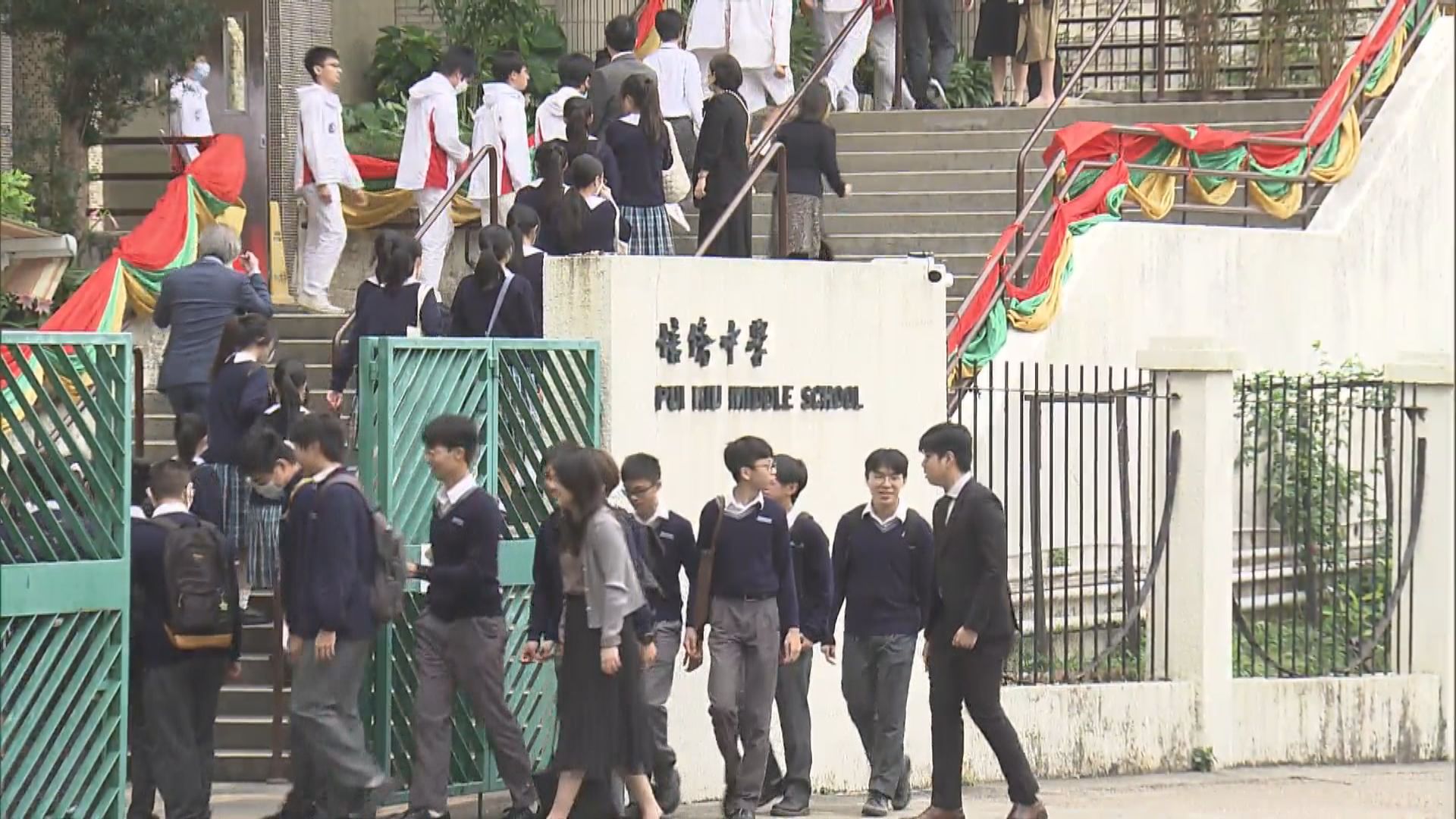 中國載人航天代表團到訪學校 下午出席大匯演