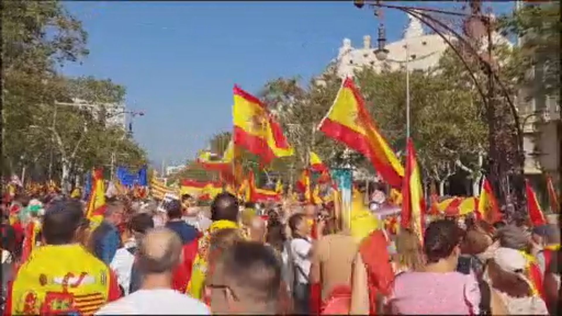 西班牙約五萬人遊行反對特赦加泰分離主義者
