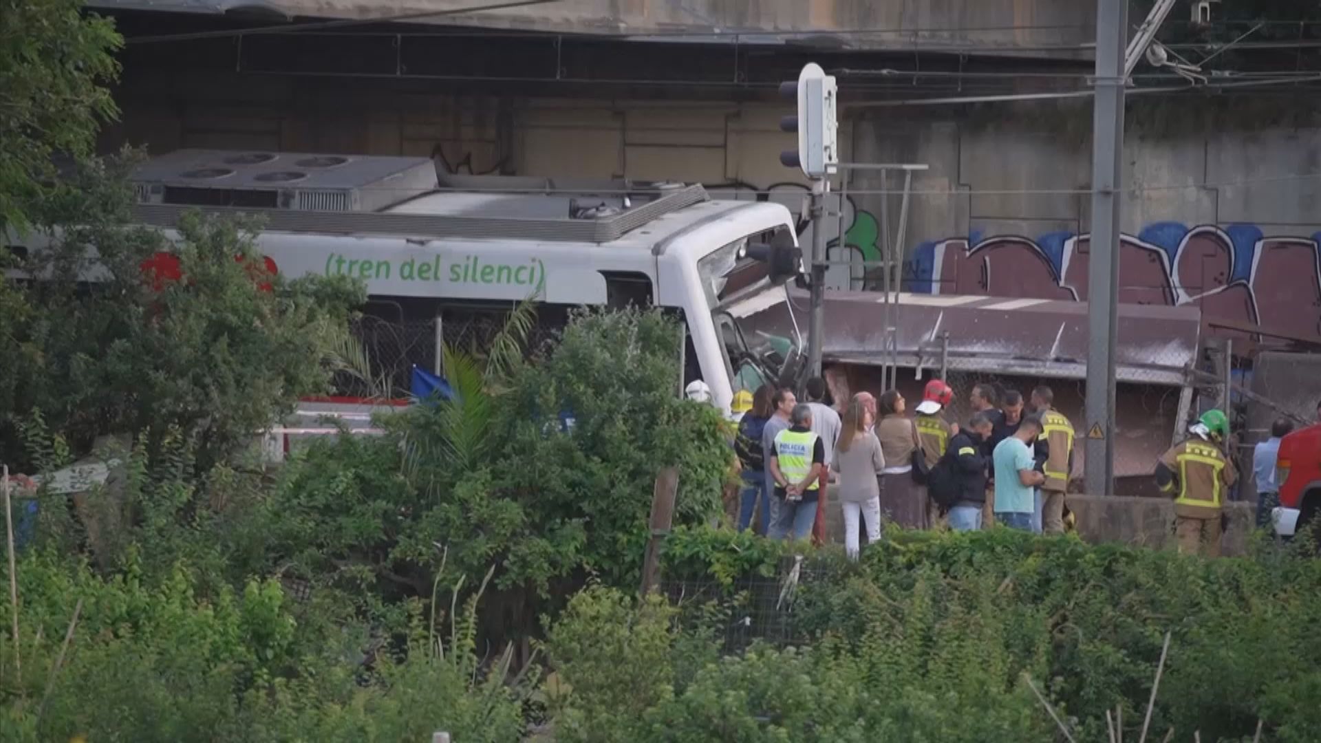 西班牙火車相撞釀1死85傷