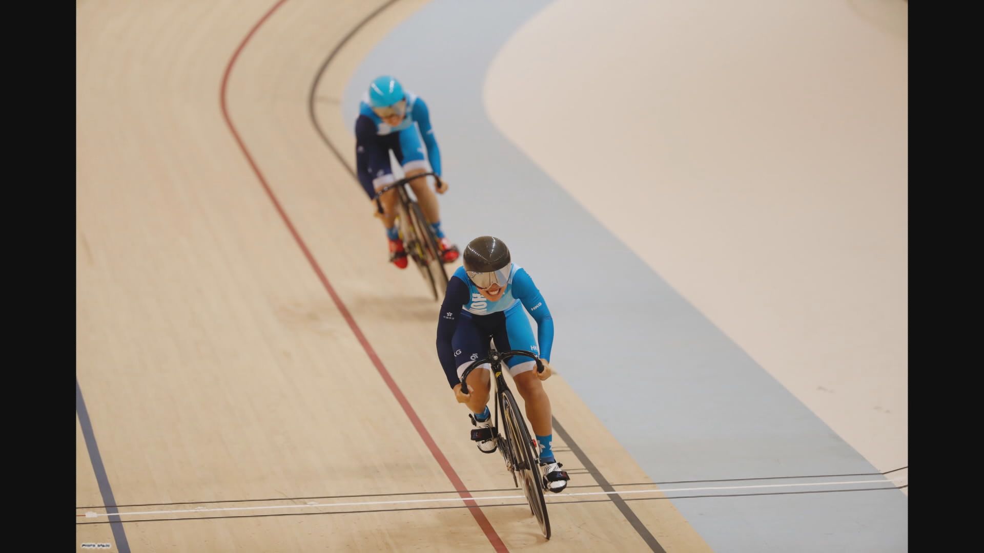 亞運會　港隊單車隊憑女子團體爭先賽奪銀牌