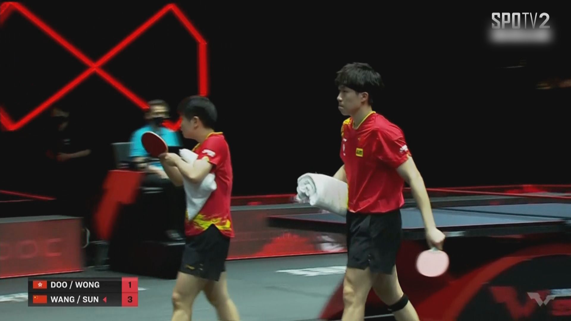 新加坡乒乓球大滿貫　黃鎮廷和杜凱琹混雙四強止步