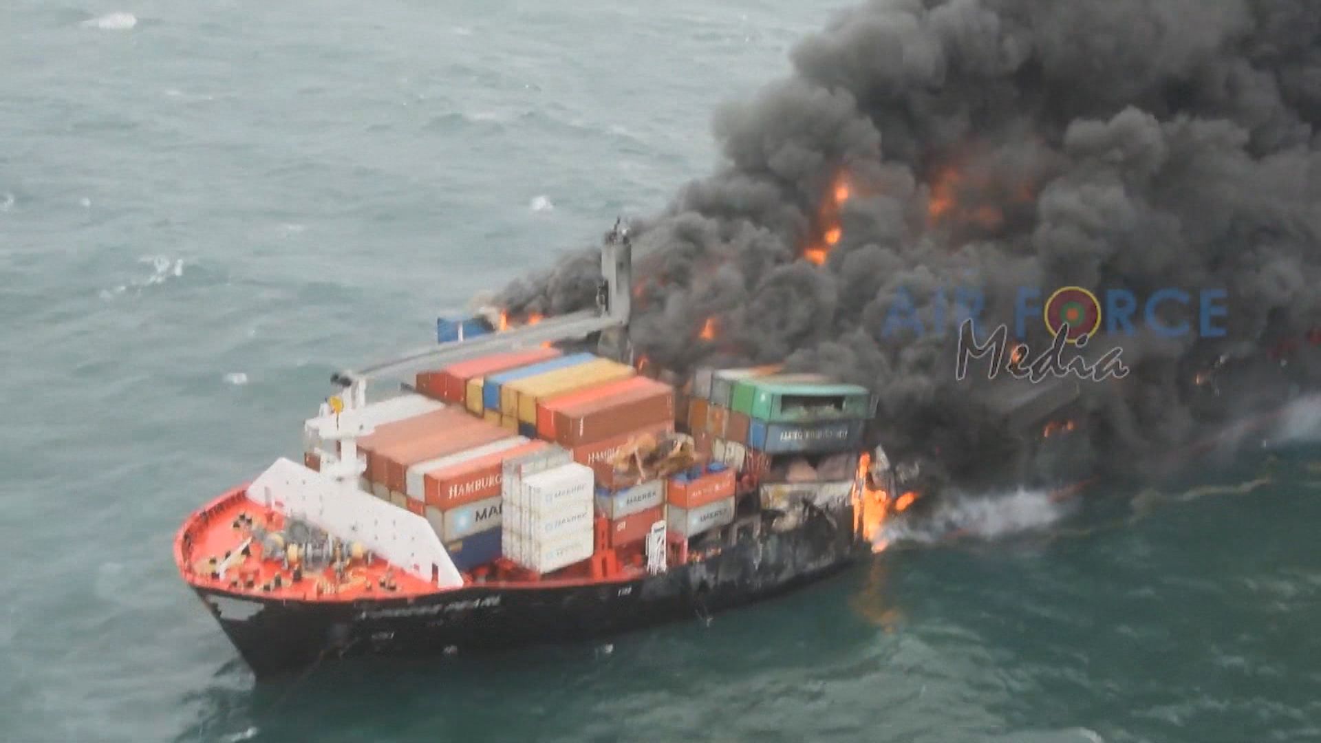 新加坡貨船科倫坡港附近爆炸再起火