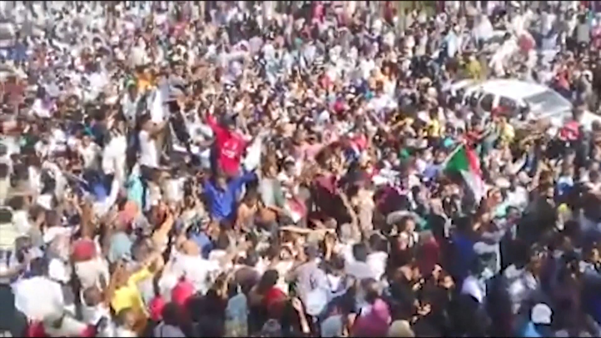 蘇丹軍隊據報出動保護反政府示威者