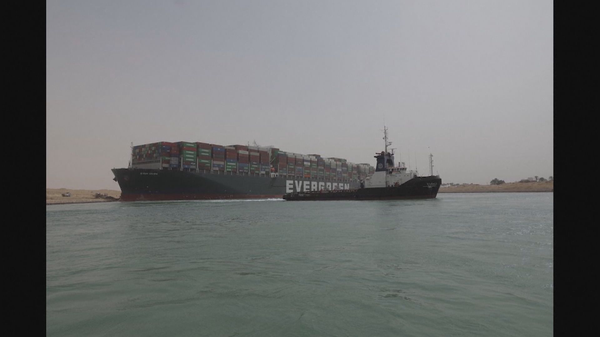 巨型貨輪阻塞蘇彝士運河　船東聘請專業救助團隊研究拯救方案