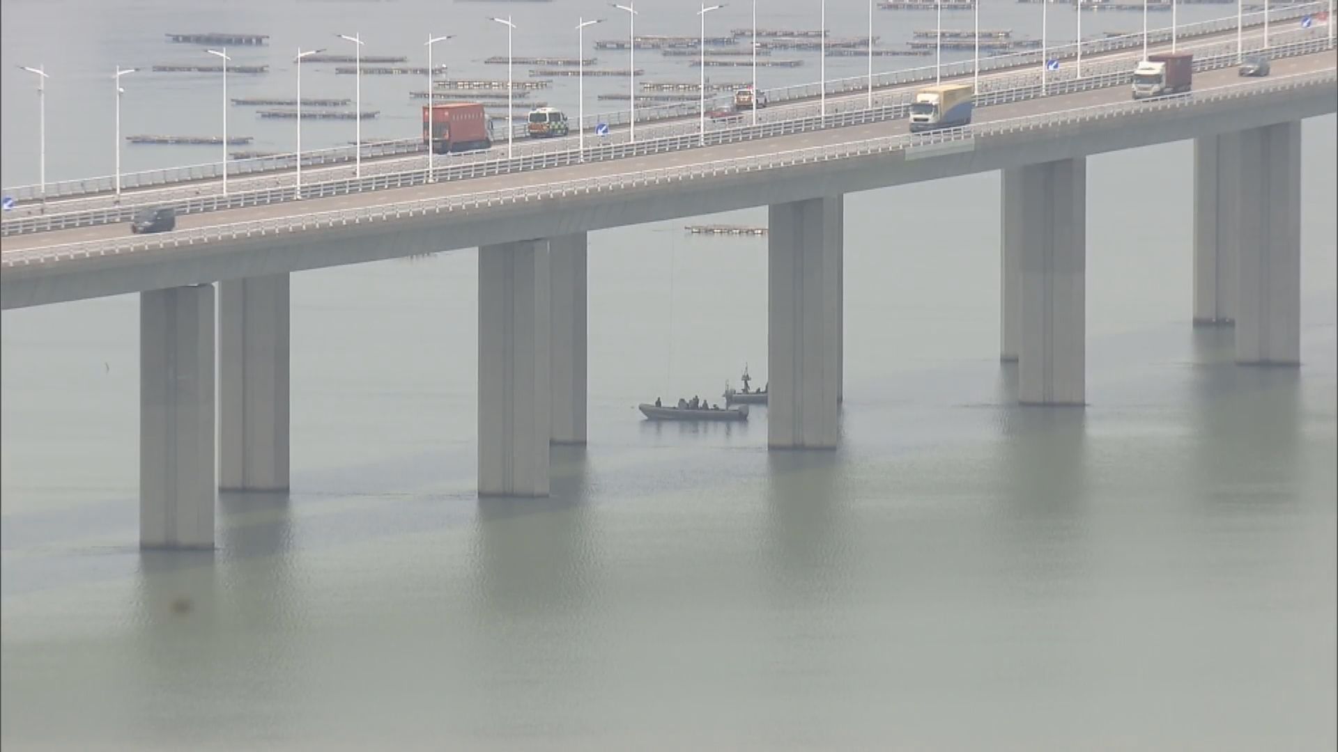 深圳灣大橋墮海致命意外　警方派水鬼隊尋行車紀錄儀