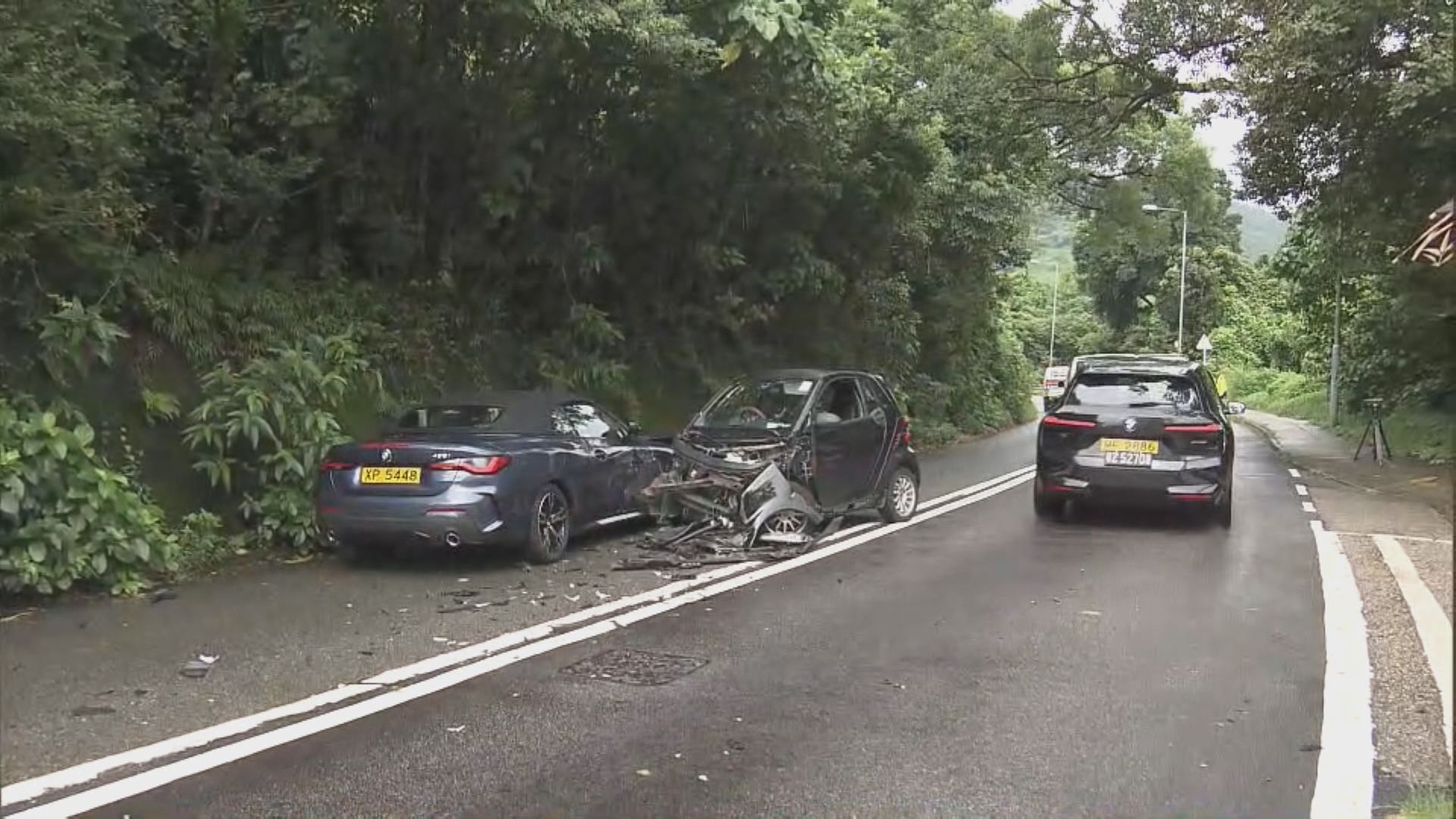 馬鞍山西沙路三車相撞　一人受傷送院