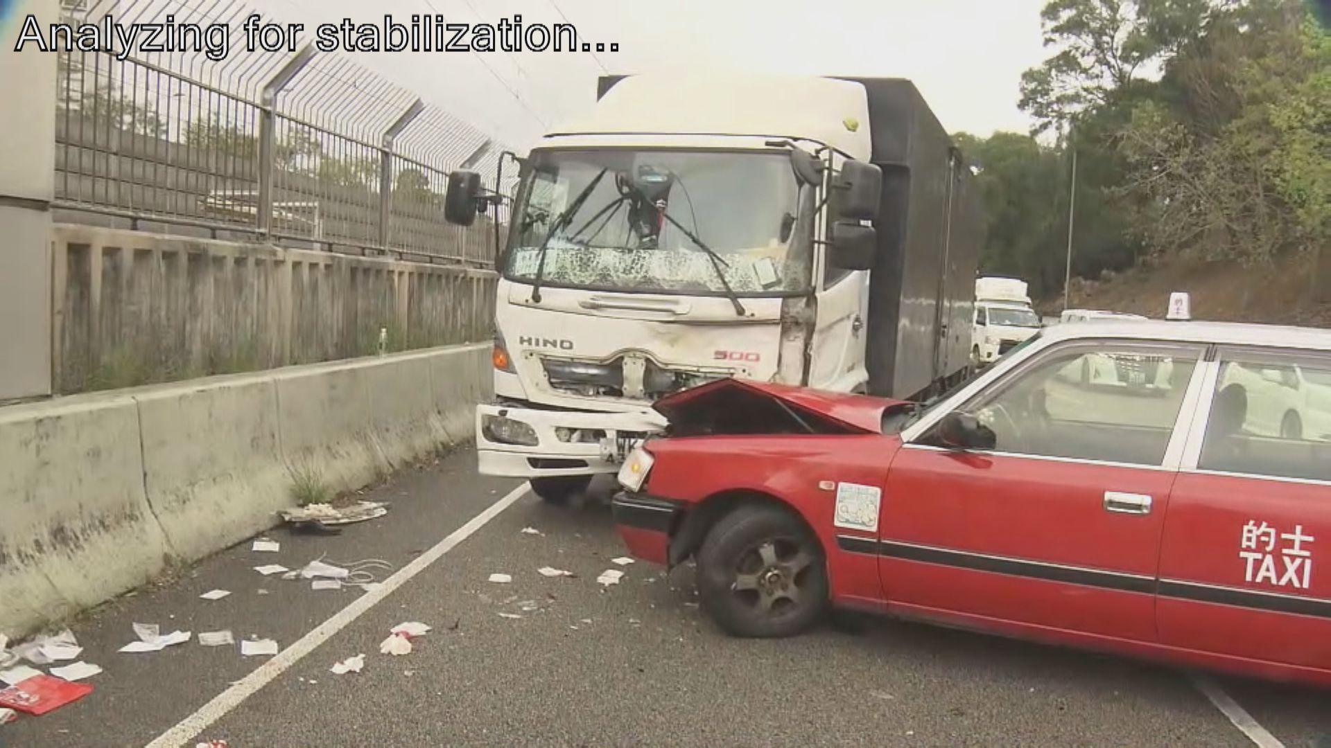 沙田兩車相撞司機落車理論遭貨車撞到一死一傷 警拘貨車司機涉危駕