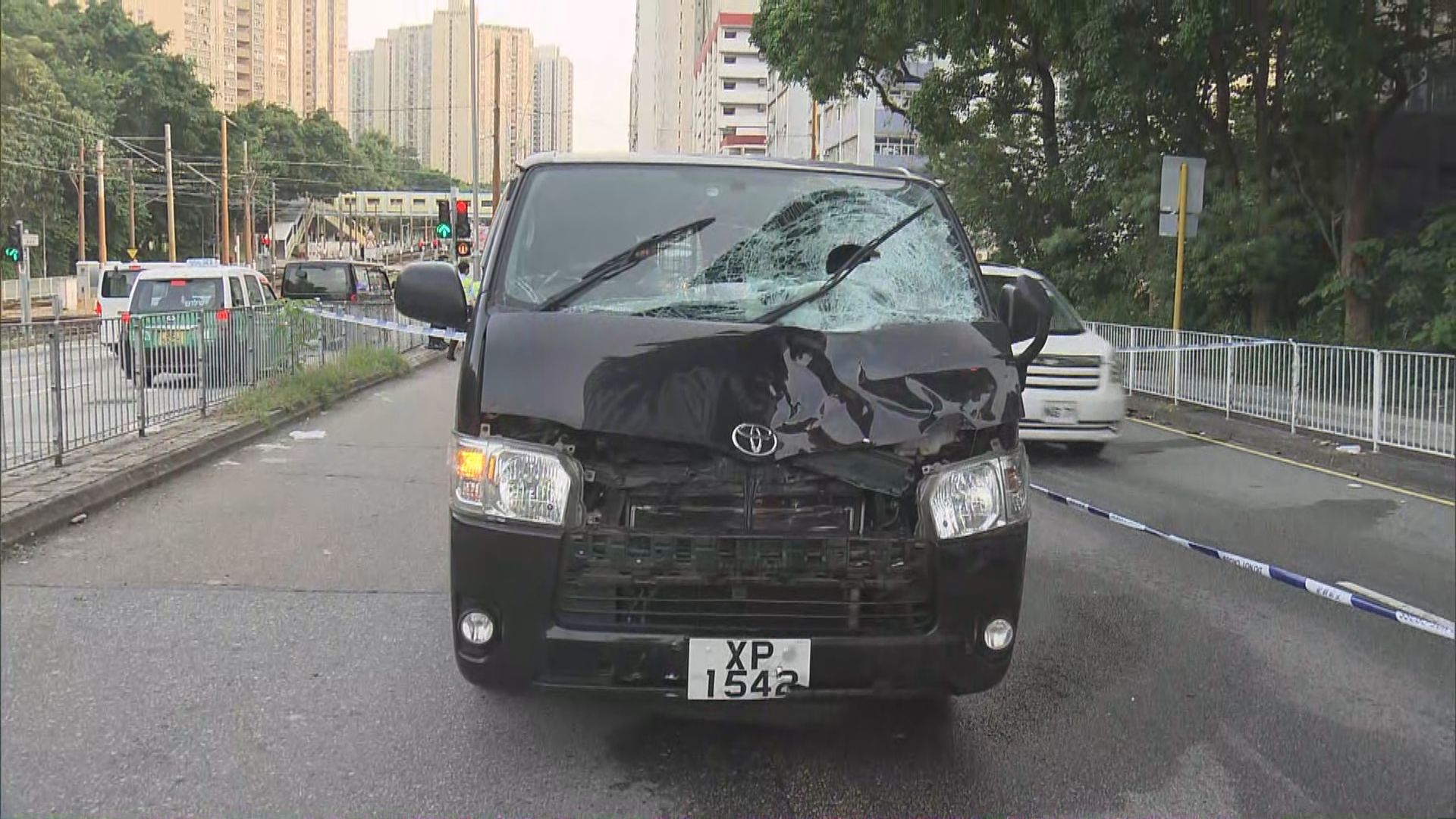 屯門男子踏單車被車撞倒送院不治