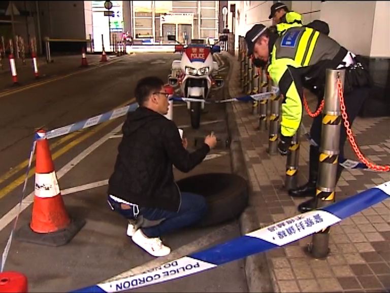 
牛頭角小巴輪胎飛脫擊斃女途人