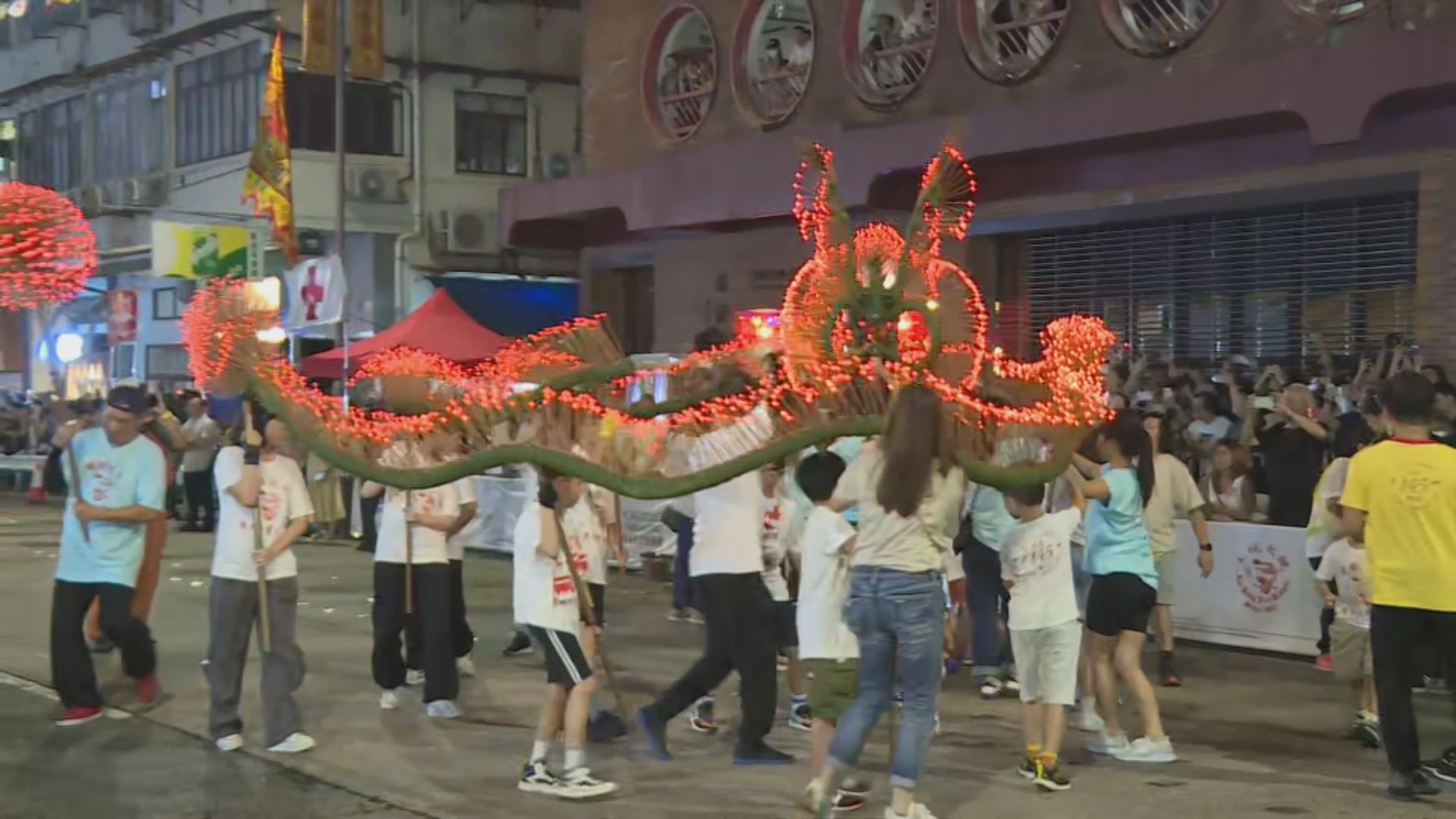 大坑中秋舞火龍一連三日舉行