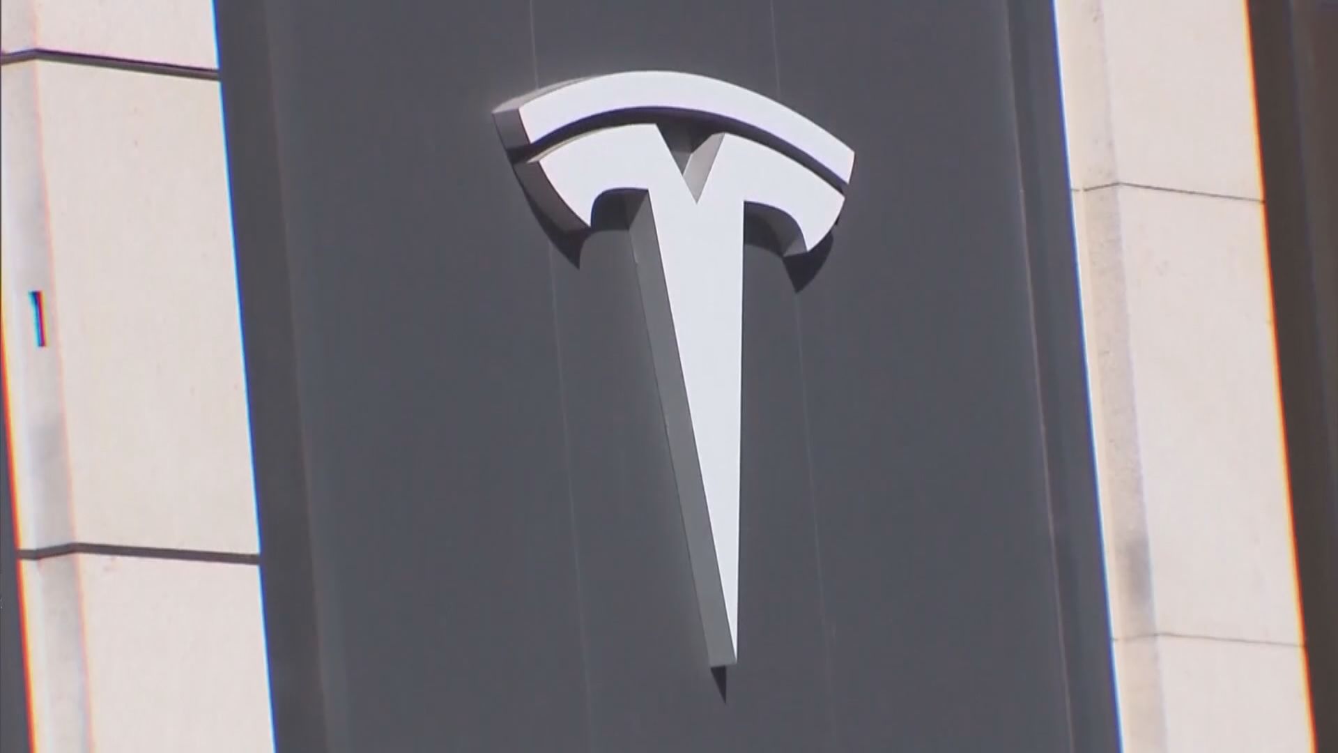 Tesla正於美國召回近50萬輛電動車