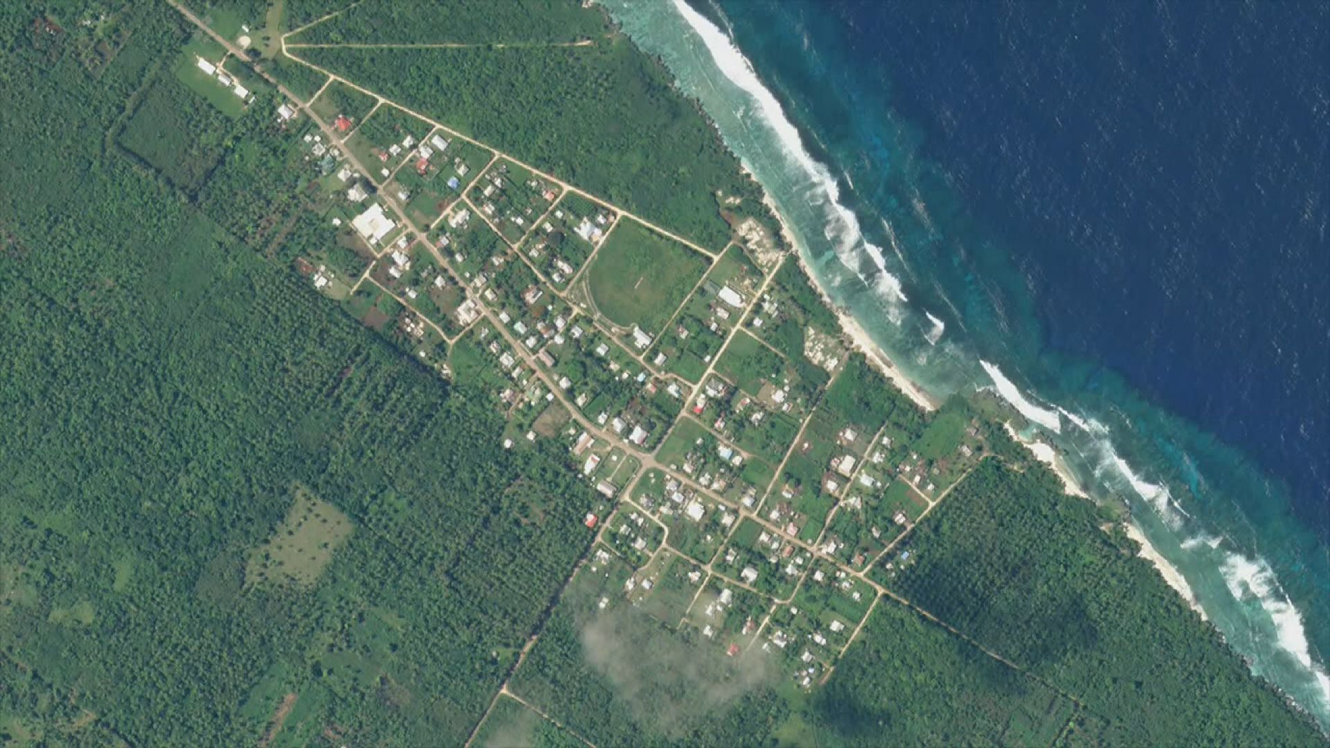 有衛星圖片顯示湯加火山爆發災情嚴重