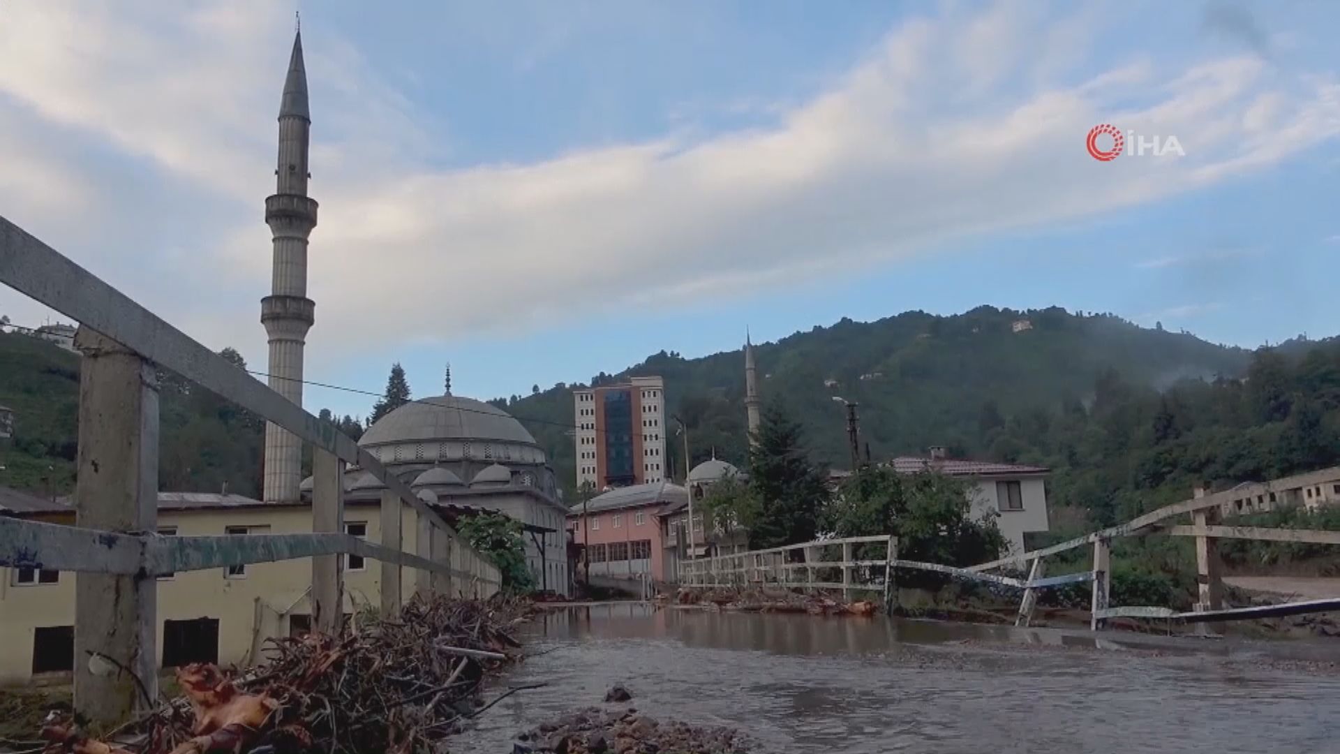 土耳其黑海沿岸暴雨　最少六死多人失蹤
