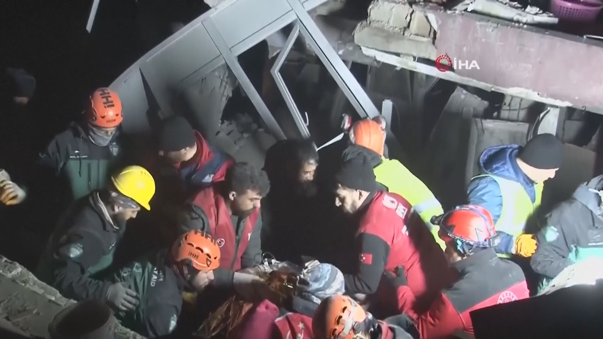 中方證實3名公民在土耳其地震後獲救　情況良好