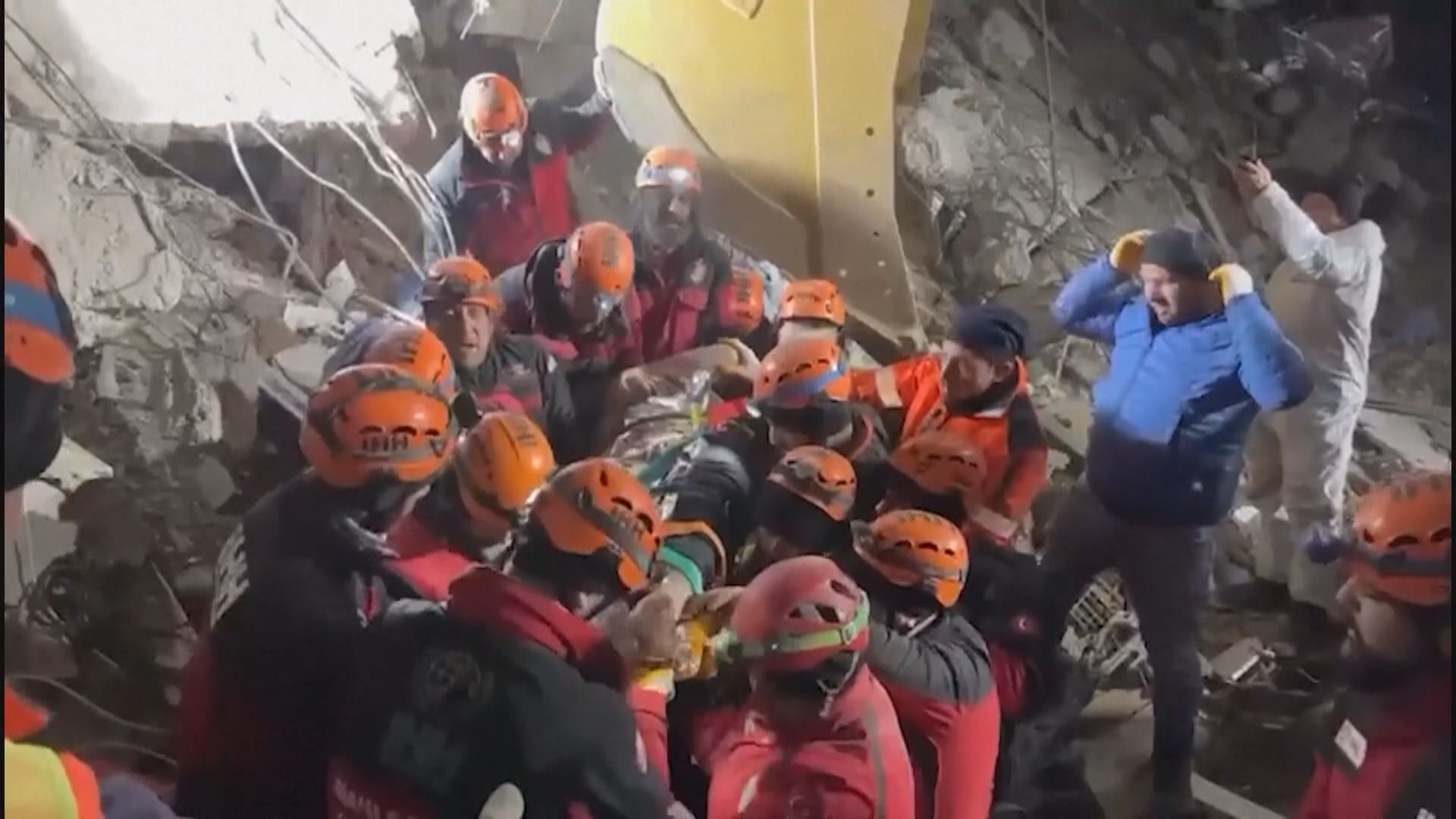 土耳其10歲女童被困90小時後獲救