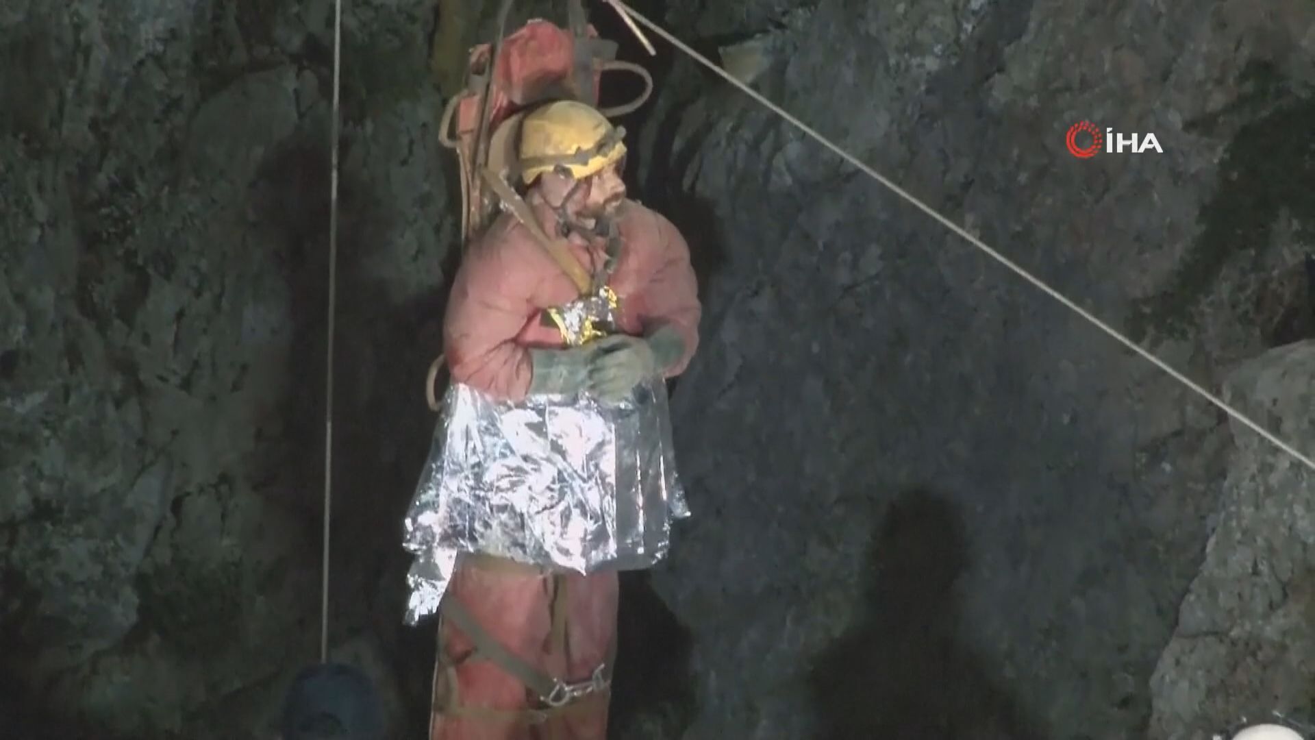 美國洞穴探險家被困土耳其洞穴多日後獲救
