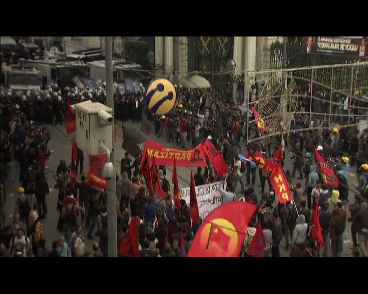 
土耳其礦難增至逾270死觸發民眾示威