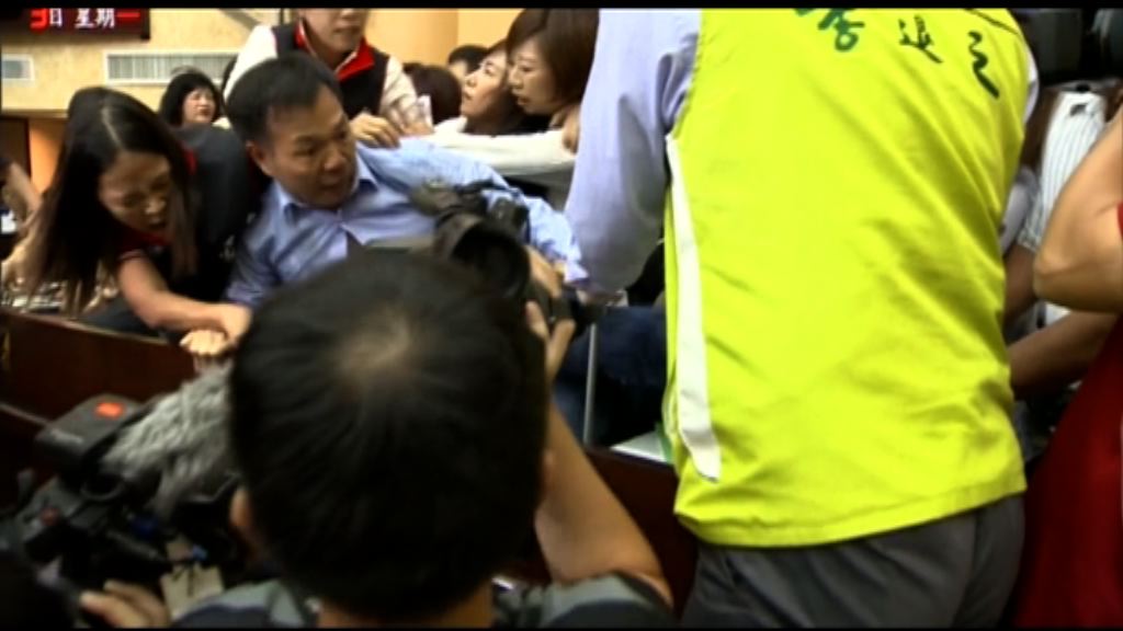 台南市議會補選議長爆衝突