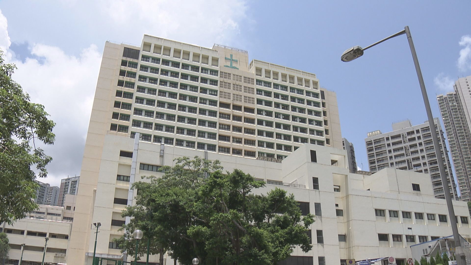 聯合醫院確診病人襲擊兩護士　盧寵茂譴責行為